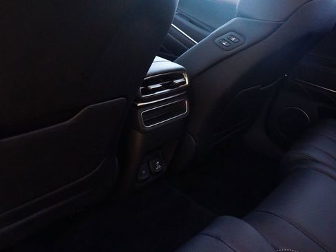 Certified 2025 Genesis GV80 2.5T Select image 19