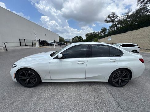 Certified 2023 BMW 330i Sedan w/ Premium Package RWD image 3