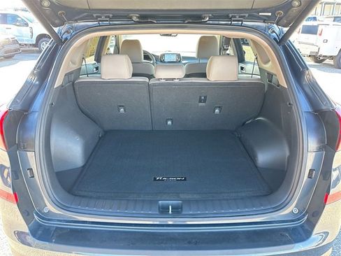 Used 2021 Hyundai Tucson Limited w/ Cargo Package image 16