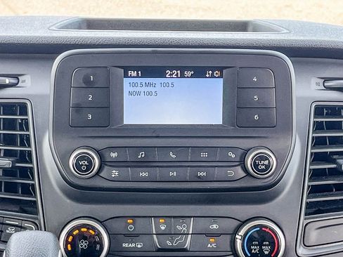 Used 2021 Ford Transit 350 XLT image 18