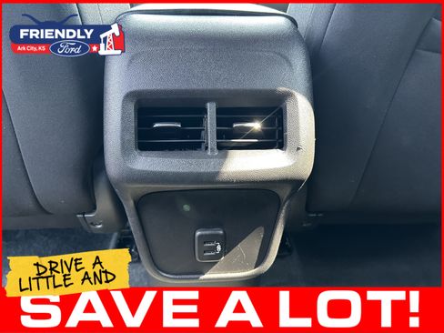 Used 2024 Chevrolet Equinox LT AWD/4WD image 18