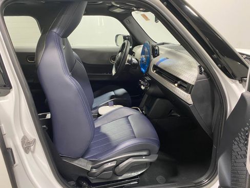 Certified 2025 MINI Cooper S image 15