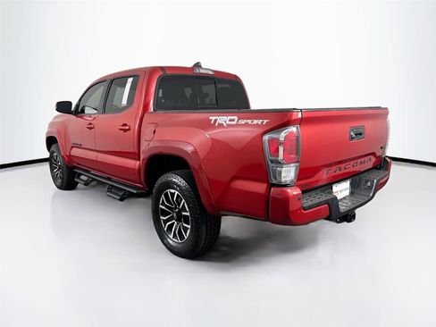 Used 2022 Toyota Tacoma TRD Sport w/ Technology Package RWD image 11