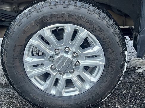 Used 2020 GMC Sierra 2500 Denali w/ Denali Ultimate Package image 23