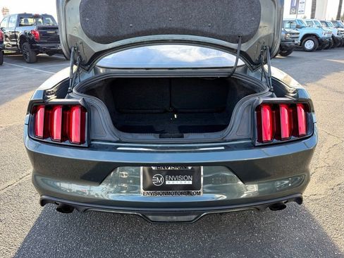 Used 2016 Ford Mustang Premium image 11