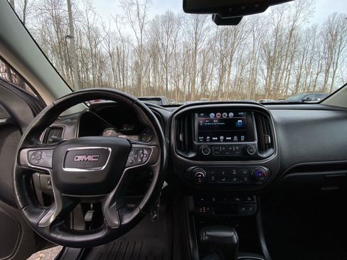 Used 2017 GMC Canyon SLE w/ All Terrain Package image 25