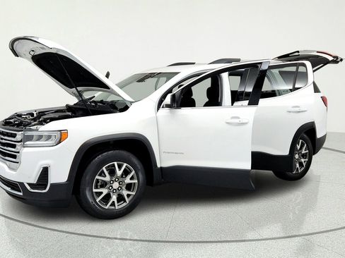 Certified 2021 GMC Acadia SLE w/ Driver Convenience Package FWD image 9