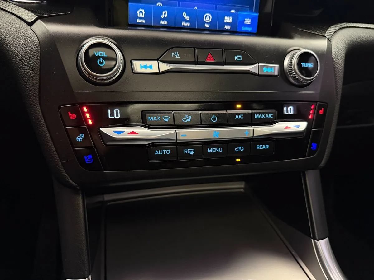 Used 2020 Ford Explorer ST AWD/4WD image 30