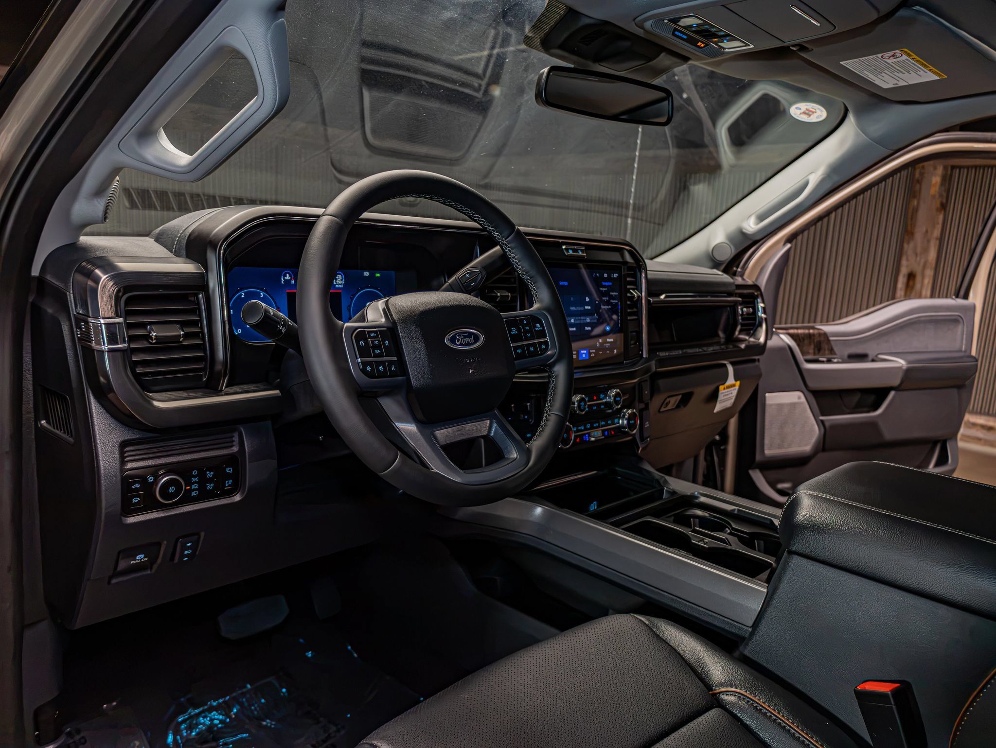 Used 2026 Ford F250 Lariat AWD/4WD image 14