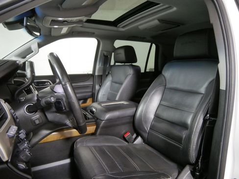 Used 2020 GMC Yukon Denali w/ Denali Ultimate Package image 10
