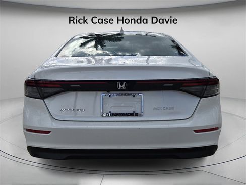 Used 2025 Honda Accord LX image 5