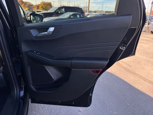 New 2026 Ford Escape ST-Line w/ Cold Weather Package image 27