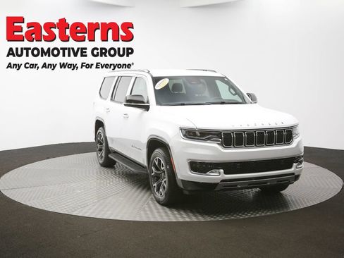 Used 2023 Jeep Wagoneer Series III w/ Preferred Equipment Group RWD image 48