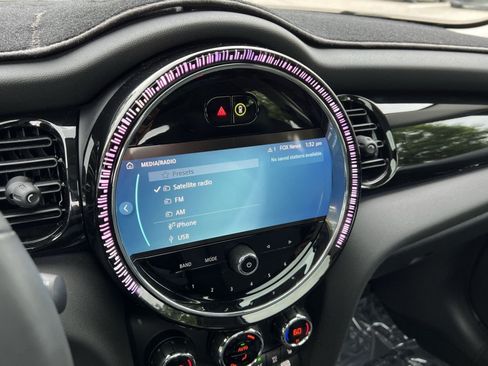 Used 2024 MINI Cooper S FWD image 19
