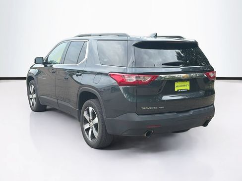 Used 2020 Chevrolet Traverse LT w/ LT Premium Package AWD/4WD image 7