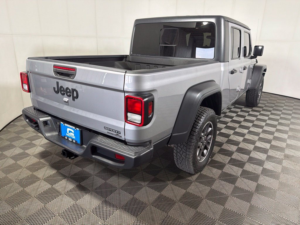 Used 2020 Jeep Gladiator Sport w/ Quick Order Package 24S AWD/4WD image 8