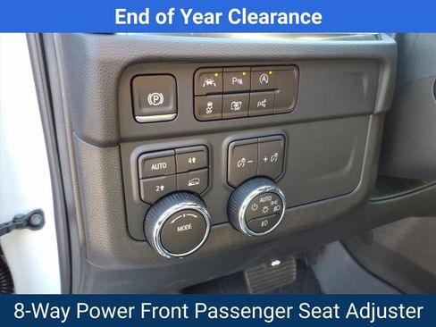 New 2025 Chevrolet Suburban Premier image 10