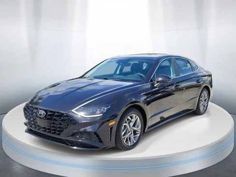 Certified 2023 Hyundai Sonata SEL image 2