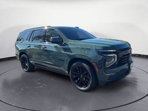 Used 2025 Chevrolet Tahoe RST w/ RST Capability Package AWD/4WD image 2