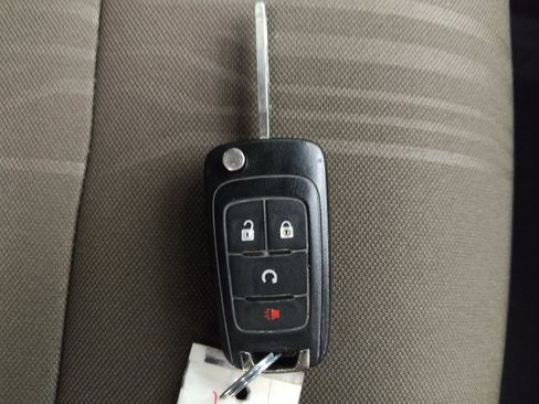 Used 2015 Chevrolet Trax LT AWD/4WD image 32