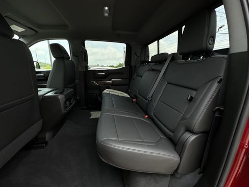 Used 2022 Chevrolet Silverado 1500 RST AWD/4WD image 25