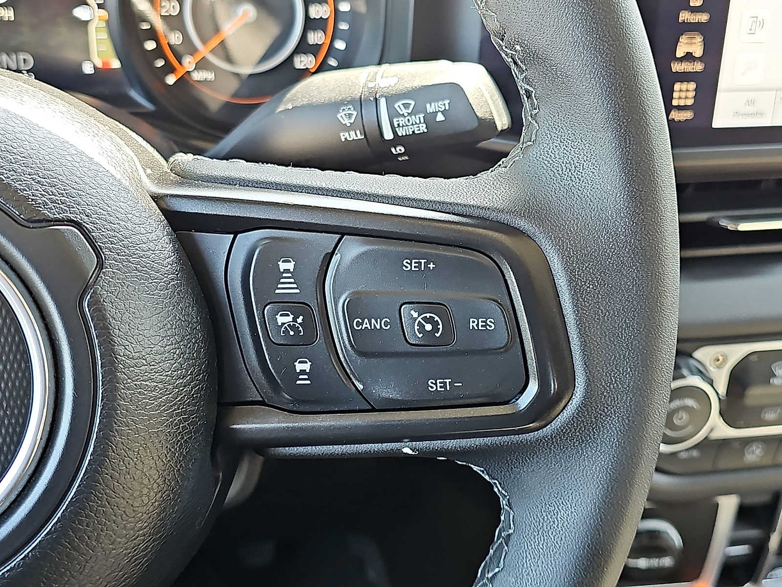 Used 2026 Jeep Gladiator Mojave AWD/4WD image 22