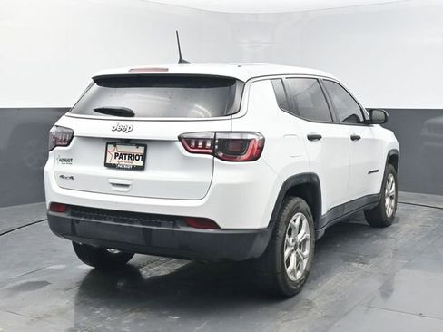 Used 2025 Jeep Compass Sport AWD/4WD image 5