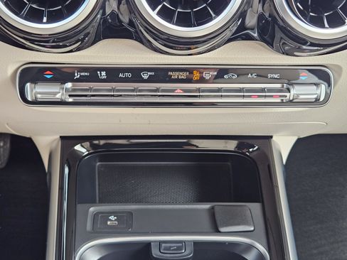 Certified 2026 Mercedes-Benz GLB 250 image 11