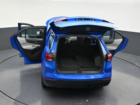 Used 2024 Chevrolet Equinox LS image 36