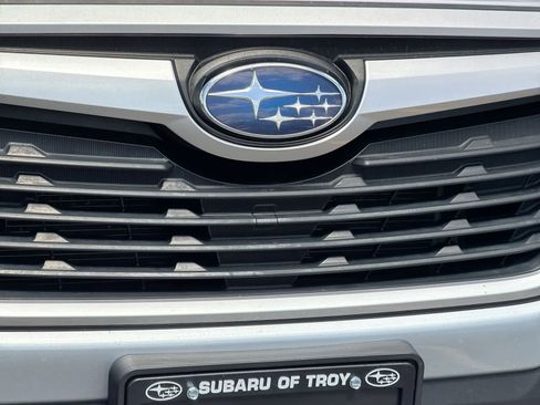 Used 2020 Subaru Forester Premium AWD/4WD image 12