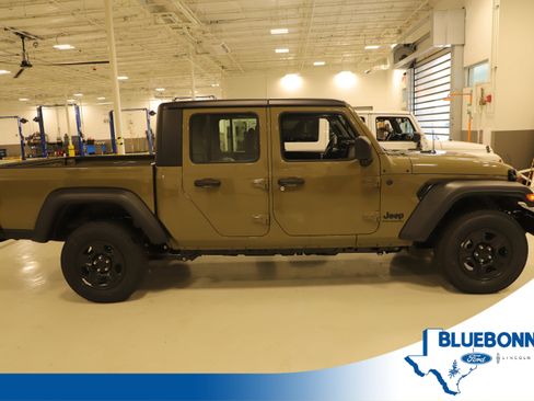 New 2025 Jeep Gladiator Sport image 1