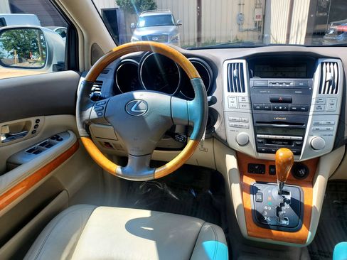 Used 2004 Lexus RX 330 AWD w/ Premium Plus Pkg image 39