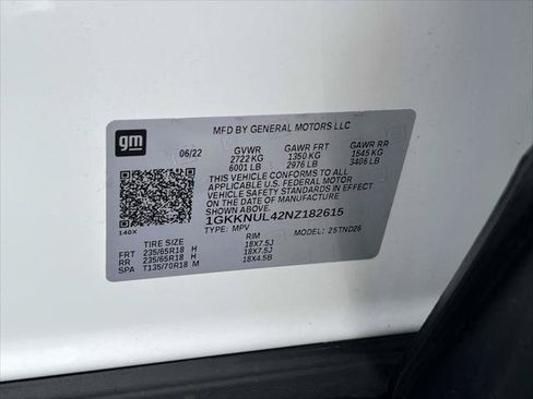 Used 2022 GMC Acadia SLT AWD/4WD image 18