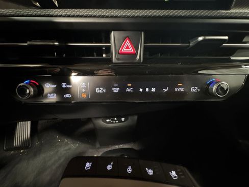 New 2025 Kia EV6 Wind image 26