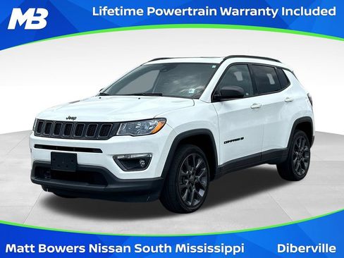 Used 2021 Jeep Compass Latitude w/ Sun and Sound Group AWD/4WD image 1