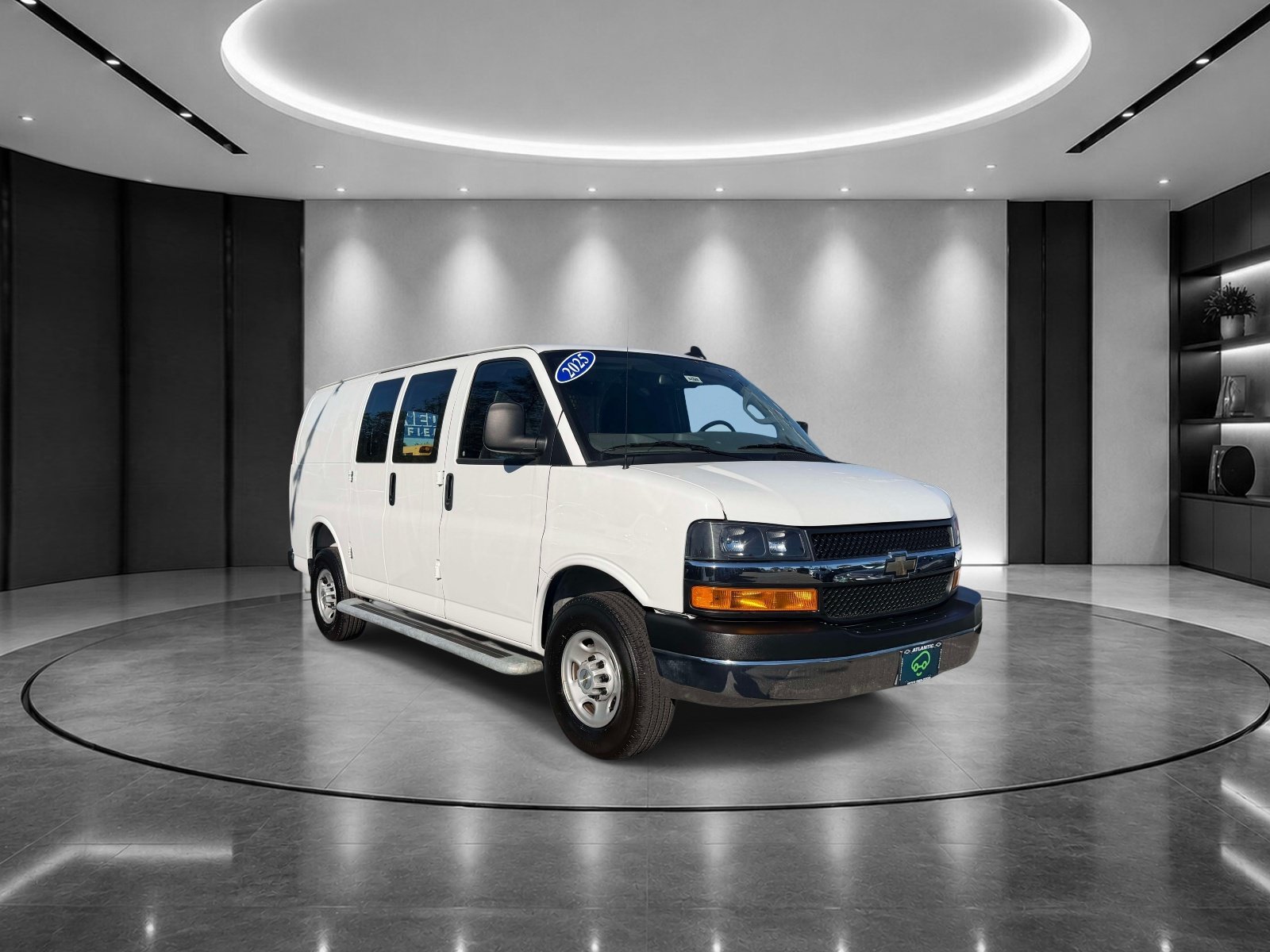 Used 2025 Chevrolet Express 2500 w/ Driver Convenience Package RWD image 2