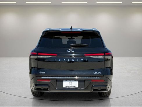 Used 2023 INFINITI QX60 Luxe w/ Cargo Package FWD image 11