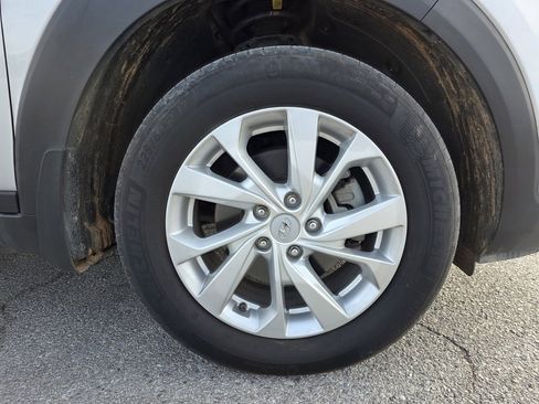 Used 2020 Hyundai Tucson SE image 30