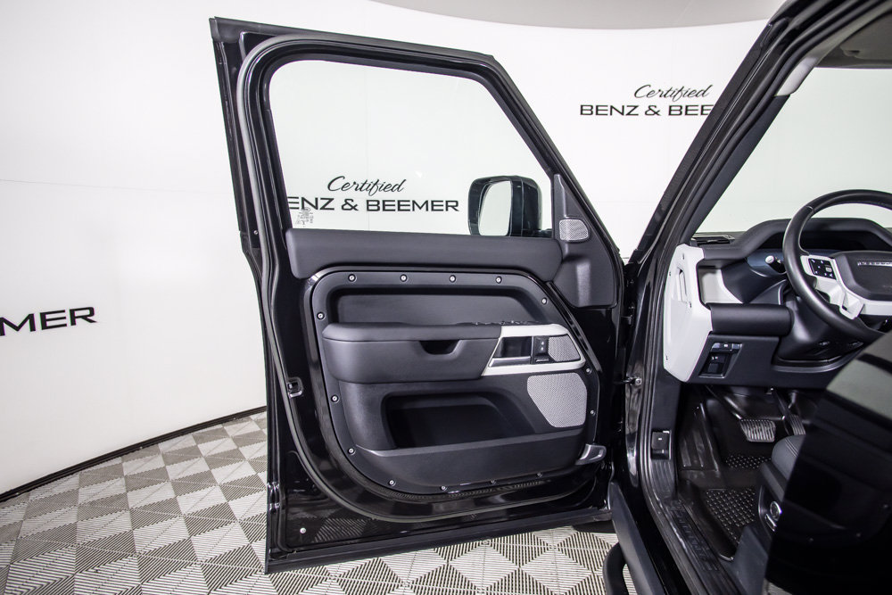 Used 2024 Land Rover Defender 130 S AWD/4WD image 21