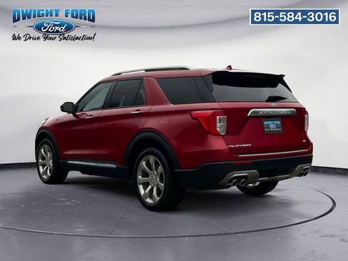 Used 2020 Ford Explorer Platinum w/ Premium Technology Package image 3