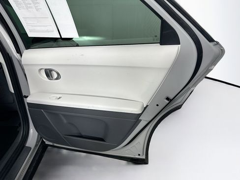 Used 2024 Hyundai Ioniq 5 SE image 29