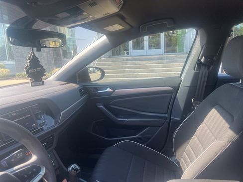 Used 2023 Volkswagen Jetta Sport FWD image 11