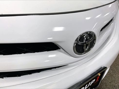 Used 2012 Toyota Corolla LE image 26