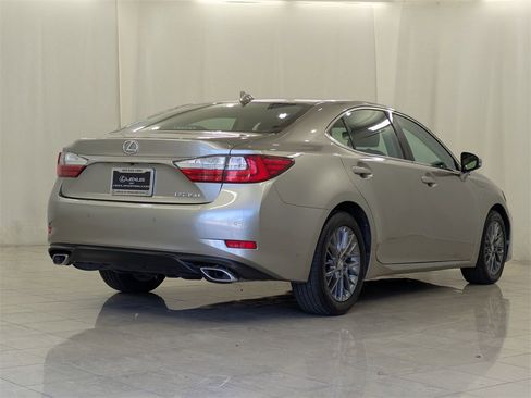 Used 2018 Lexus ES 350 image 9