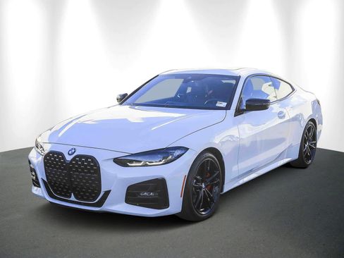 Certified 2024 BMW 430i Coupe w/ M Sport Package image 3