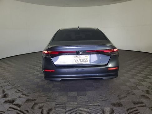 Used 2023 Honda Accord EX image 4