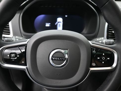 Used 2023 Volvo XC90 B6 Plus AWD/4WD image 10