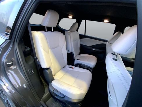 Used 2024 Lexus TX 350 FWD w/ Captains Chair Package image 17