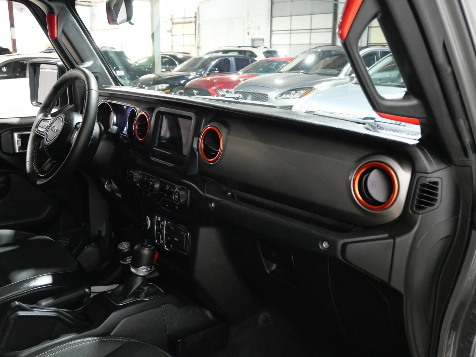 Used 2021 Jeep Gladiator Sport AWD/4WD image 11