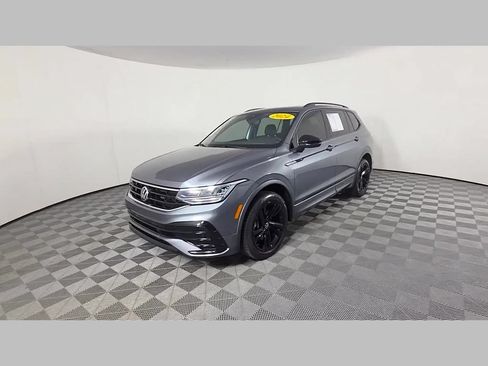 Used 2024 Volkswagen Tiguan SE R-Line FWD image 48
